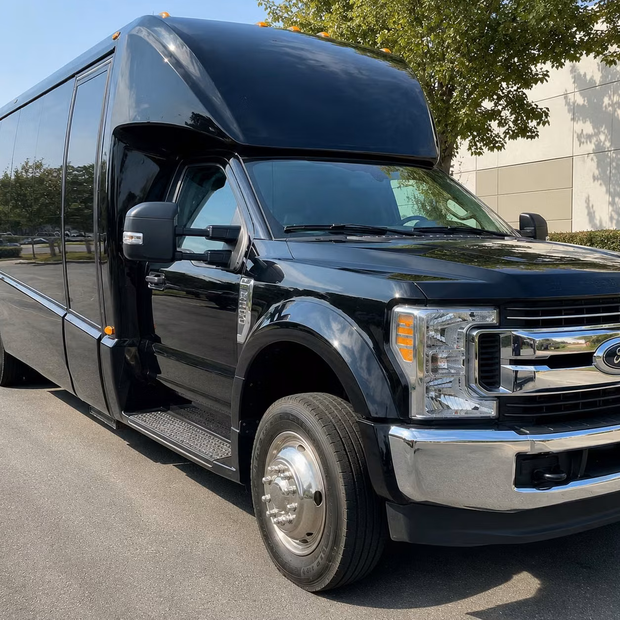15 passenger minibus