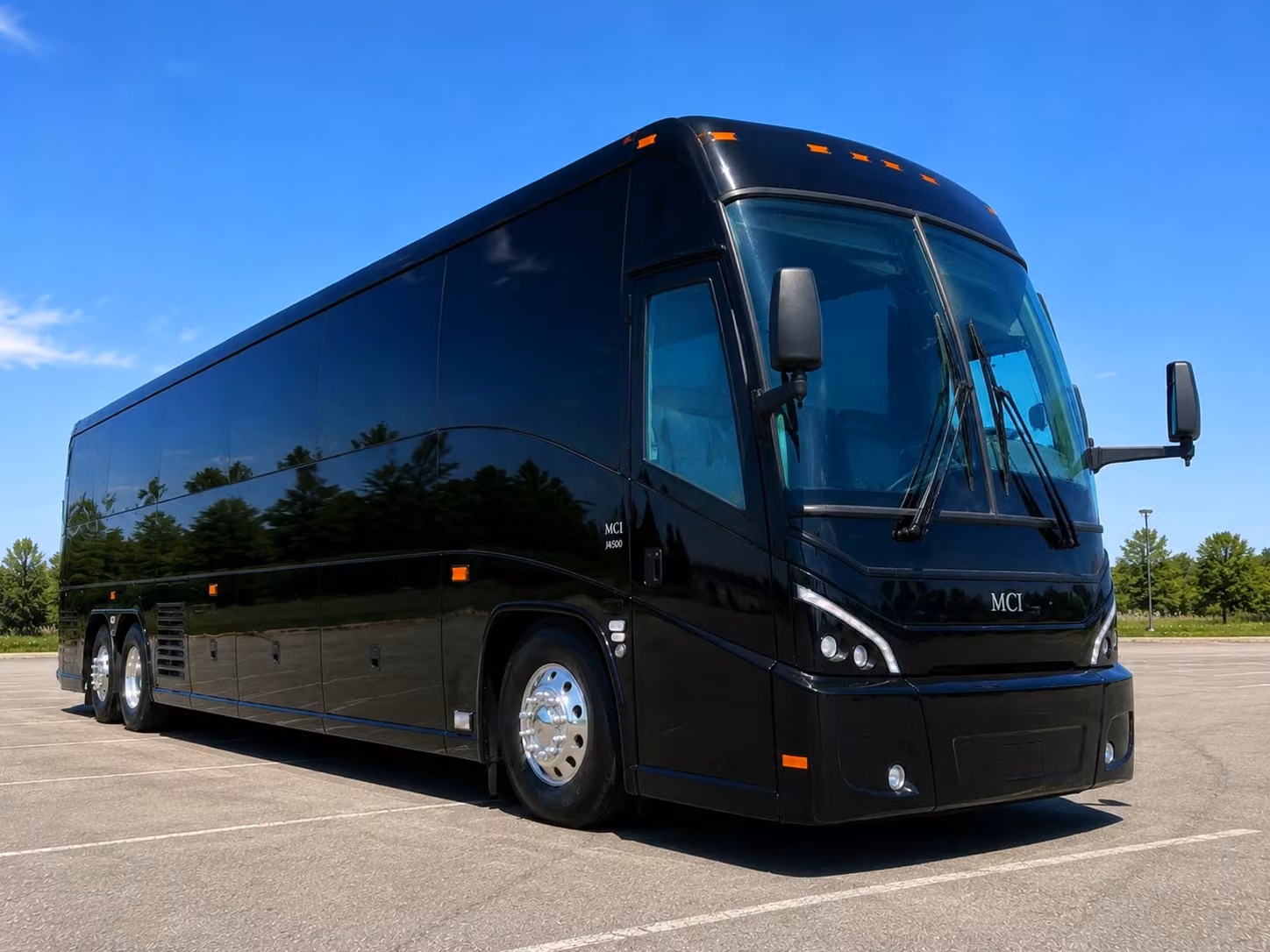 airport transfer shuttle bus rentals to sacramento international airport