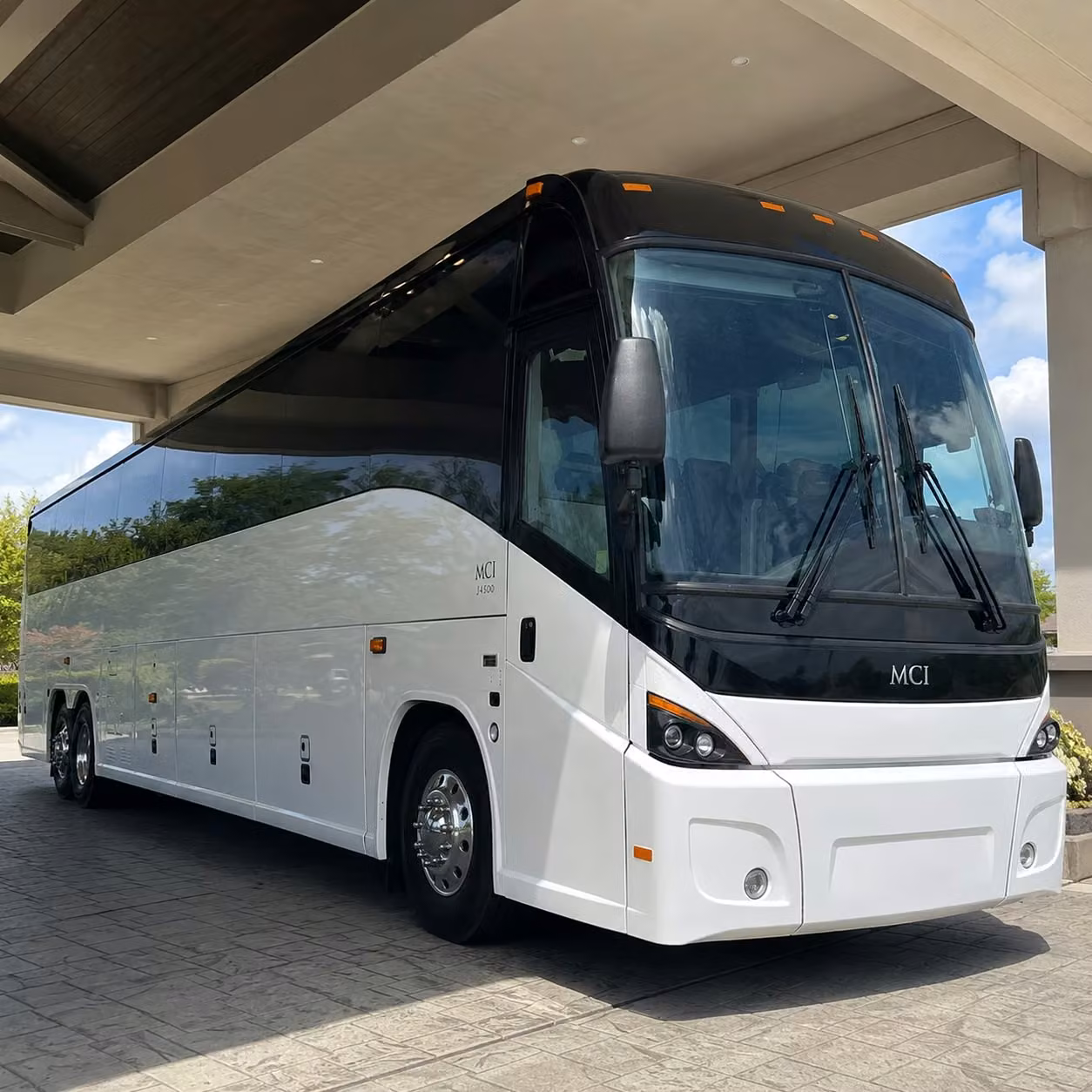 find airport transportation in rancho cordova for groups of every size and every budget